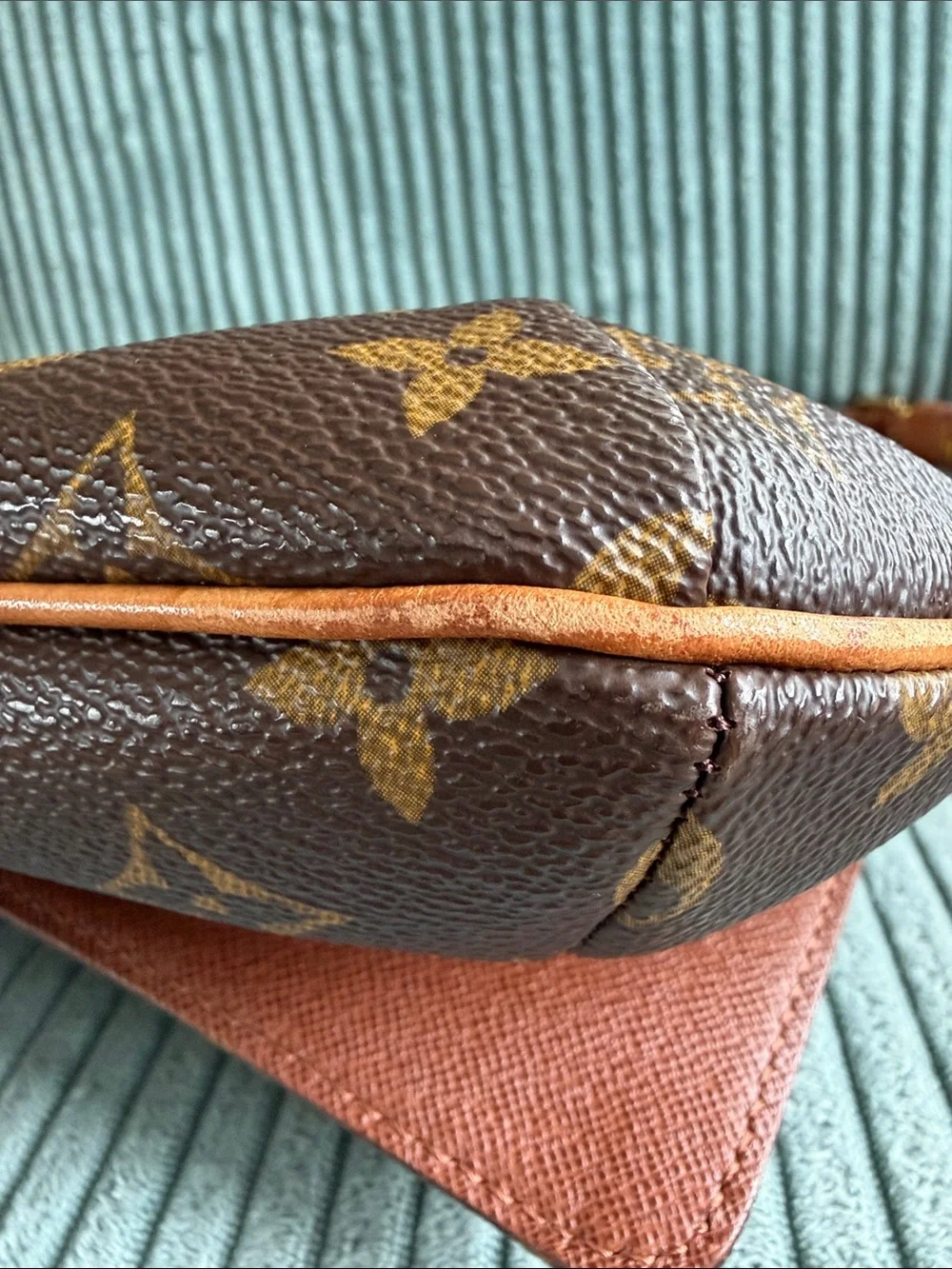 Louis Vuitton Monogram Musette Tango Shoulder Bag & LV Monogram Compact Wallet - Picture 5 of 12